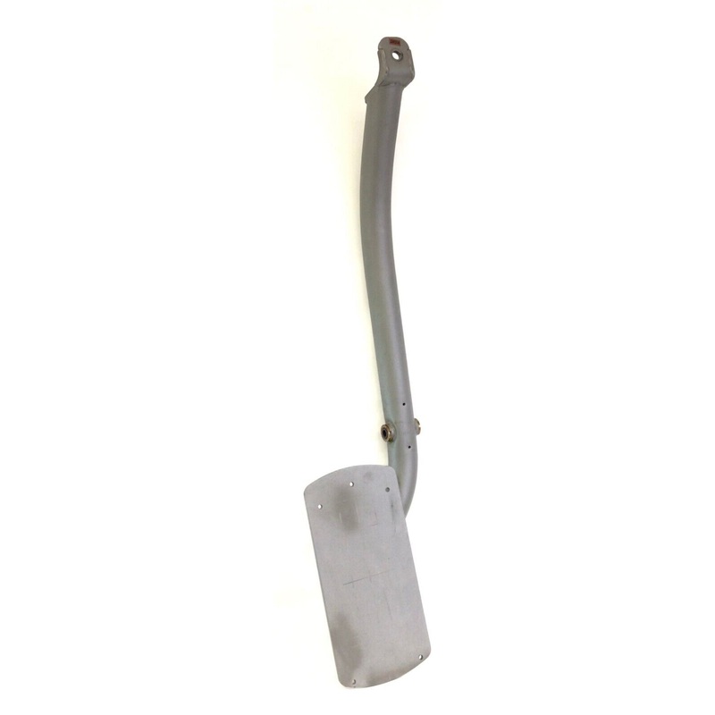 Nautilus EV7.16 / EV716 EV7.18 / EV718 Elliptical Right Pedal Arm 000-3517
